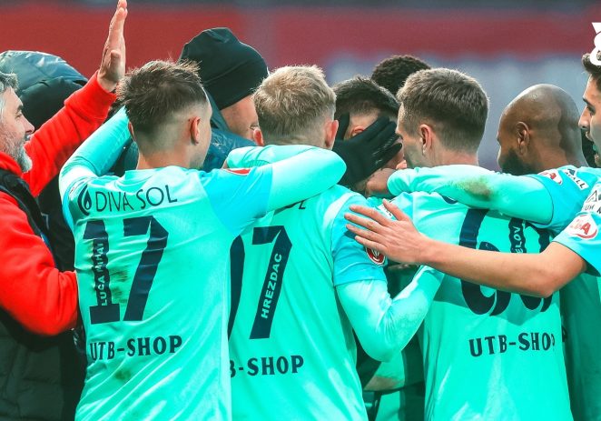 UTA urcă pe 7 în SuperLiga și este la un singur punct distanță de play-off