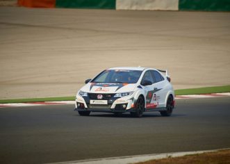 Anvelope de vară vs. anvelope de iarnă vs. anvelope all-season: când și de ce să le folosiți