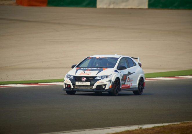 Anvelope de vară vs. anvelope de iarnă vs. anvelope all-season: când și de ce să le folosiți