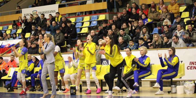 FCC UAV luptă pentru primul trofeu după 12 ani! În semifinala Cupei dă peste marea rivală