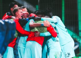 Luptă mare la play-off, în SuperLiga! Opt echipe în patru puncte, cu UTA printre ele