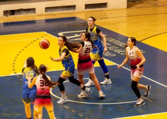 Calificare la turneul semifinal pentru tinerele baschetbaliste de la CSȘ Gloria