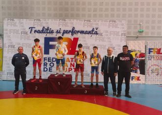 CSS Gloria Arad are campion național de lupte la categoria sub 15 ani