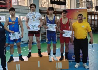 CSȘ Gloria – la ora competițiilor: rezultate bune în lupte, baschet și înot!