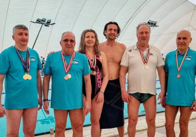 Înotătorii masters arădeni s-au remarcat la un concurs în Ungaria