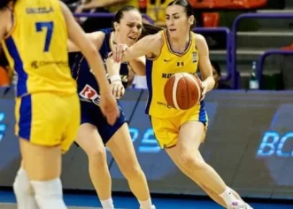 Baschetbalistele Aradului au contribuit la victoria de sub coș a naționalei