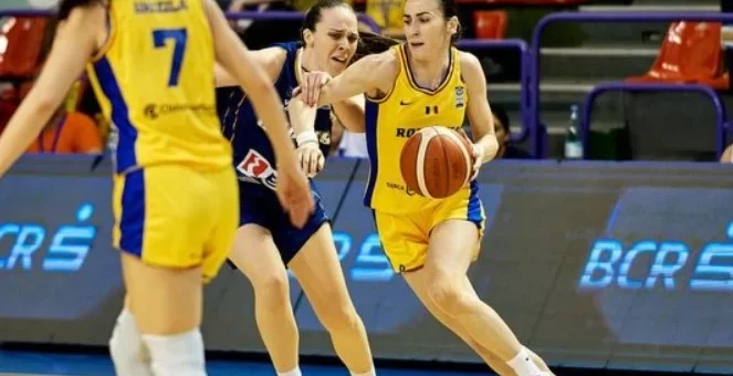 Baschetbalistele Aradului au contribuit la victoria de sub coș a naționalei