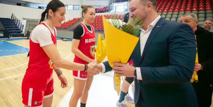 Bianca Fota a fost MVP la naționala de baschet, dar România a pierdut clar