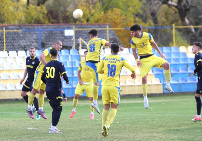 Pecica vrea să se relanseze în play-outul din C7, pe terenul Ghirodei