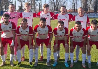 Fruntașele Vinga și Felnac sunt favorite în etapa a 17-a din Liga 4