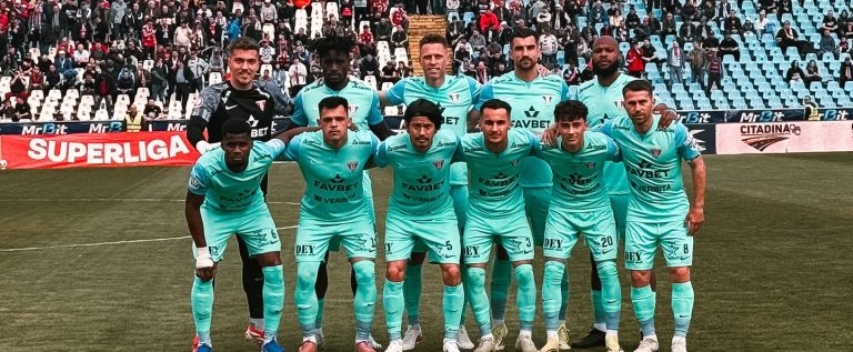 Executați de arbitri, la Galați! UTA pierde după un penalty controversat