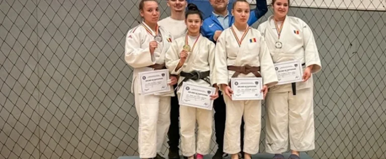 Fetele de la CS Universitatea Arad au urcat pe podium la judo