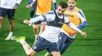 Coman a rămas cu convocarea sub tricolor, Lucescu l-a uitat pe bancă