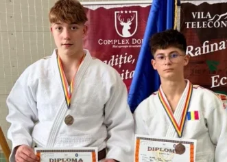 Doi judoka ai Gloriei au urcat pe podiumul național școlar la judo