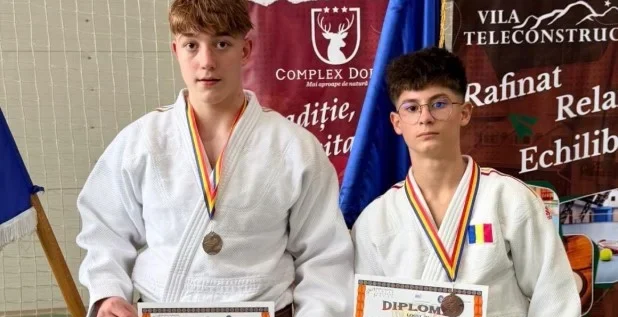 Doi judoka ai Gloriei au urcat pe podiumul național școlar la judo