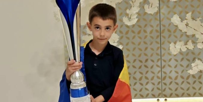 Vados are campion european școlar de șah la categoria sub 8 ani