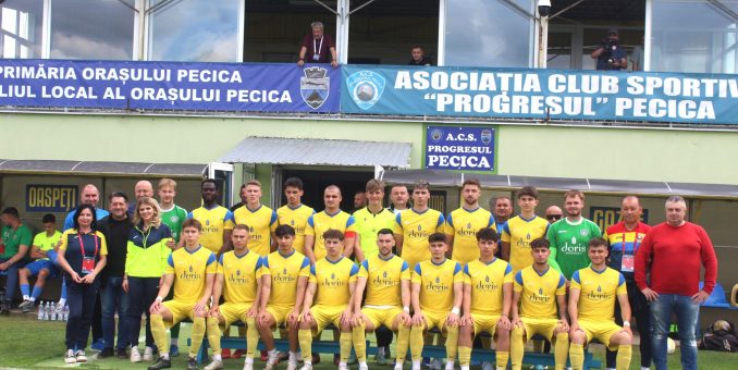 Pecica încheie sezonul de Liga 3 în deplasare, Viitorul caută primele puncte