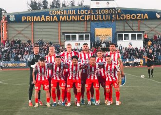 UTA câștigă play-outul din SuperLiga, dar mediocritatea rămâne…