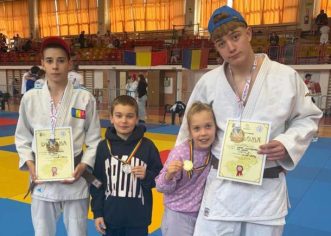Medalii arădene pe tatami, la un concurs în Satu Mare