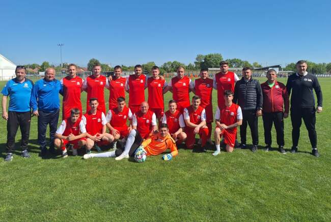 Echipa arbitrilor de fotbal din Arad a fost finalistă la Cupa Prieteniei