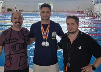 Un înotător al Gloriei Arad este dublu medaliat universitar