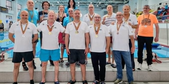 Înotătorii masters ai CSM Arad au obținut o salbă de medalii la Naționale