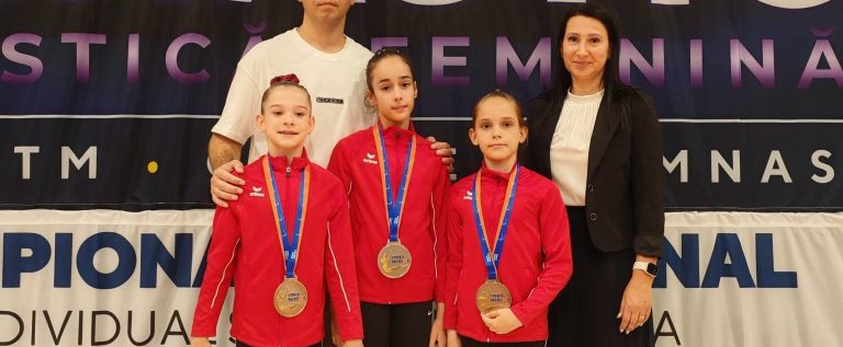 Gimnastele junioare II ale CSM-ului au luat argintul cu echipa