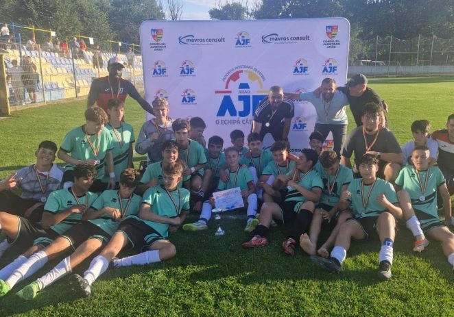 CS Vladimirescu este campioana juniorilor C la fotbal