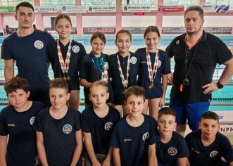 Înotătorii de 11 ani readuc Gloria Arad pe podiumul național