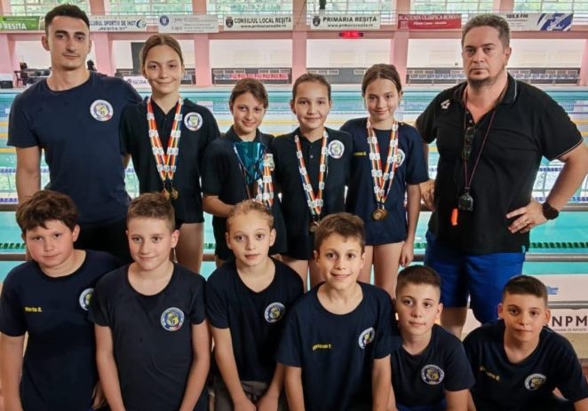 Înotătorii de 11 ani readuc Gloria Arad pe podiumul național