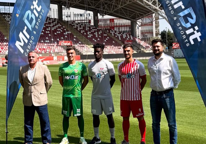 UTA și-a prezentat echipamentul și noul sponsor principal