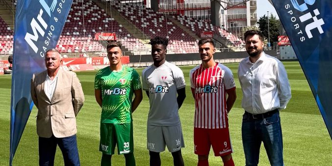 UTA și-a prezentat echipamentul și noul sponsor principal