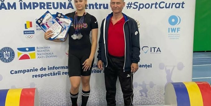 Halterofilii CSM-ului au urcat pe podiumul național al juniorilor