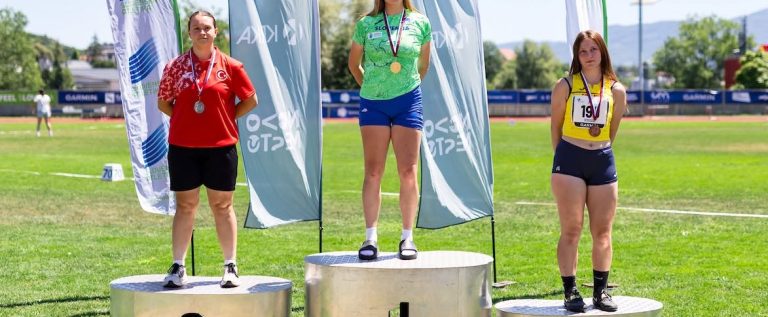 Briana Szabo este medaliată cu bronz balcanic la categoria U18