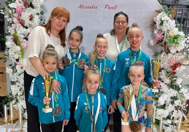 Gimnastele secției de ritmică de la CSM Arad s-au remarcat la Blaj