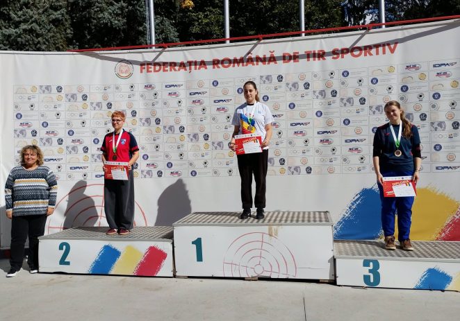 Pistolara Alexia Filimon este campioană și vicecampioană la tineret!