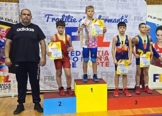CSȘ Gloria are un mic campion național la lupte, alte două medalii de bronz