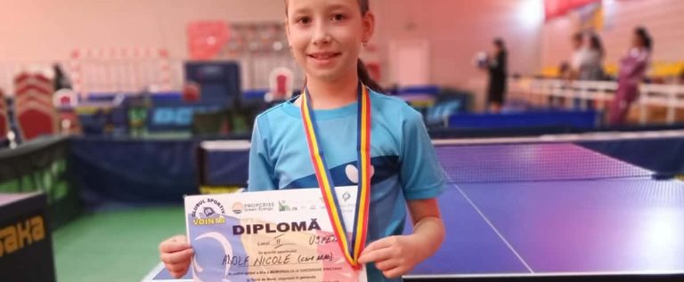 Speranțele tenisului de masă s-au remarcat la Câmpulung Muscel