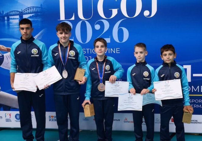 Doi gimnaști arădeni au urcat pe podiumul național al juniorilor